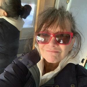 Meet your Posher, Renee